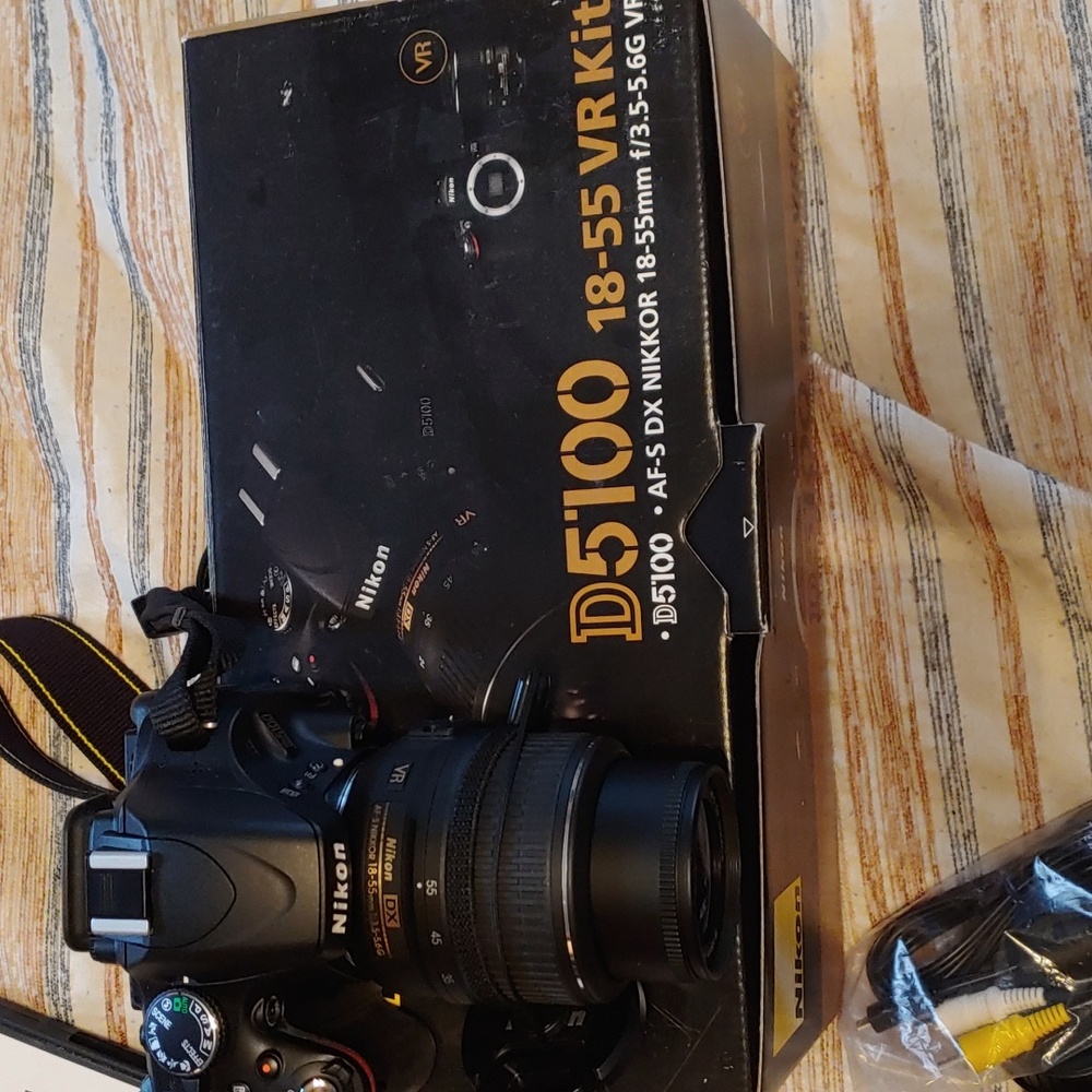 Nikon D5100 VR Kit Camera with accessories
